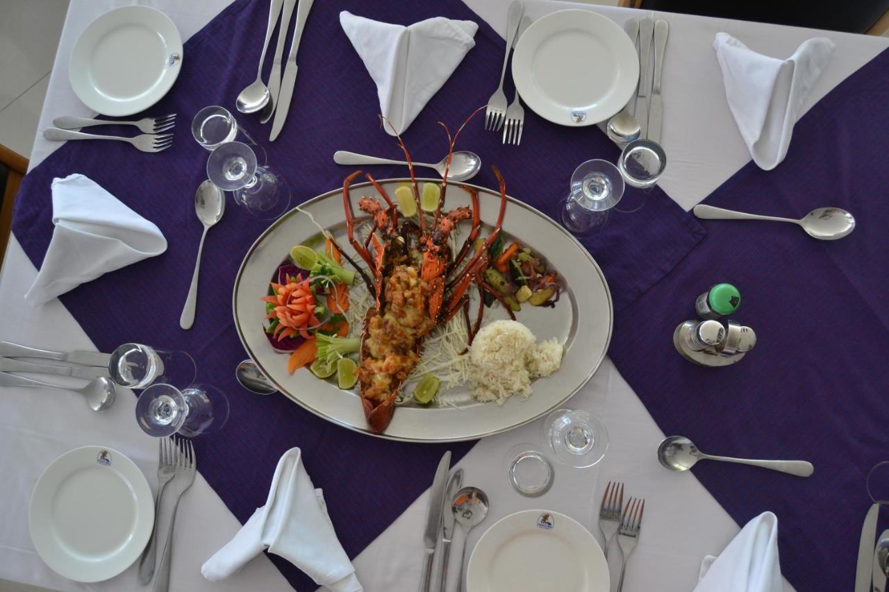 בגמויו Oceanic Bay Hotel & Resort מראה חיצוני תמונה